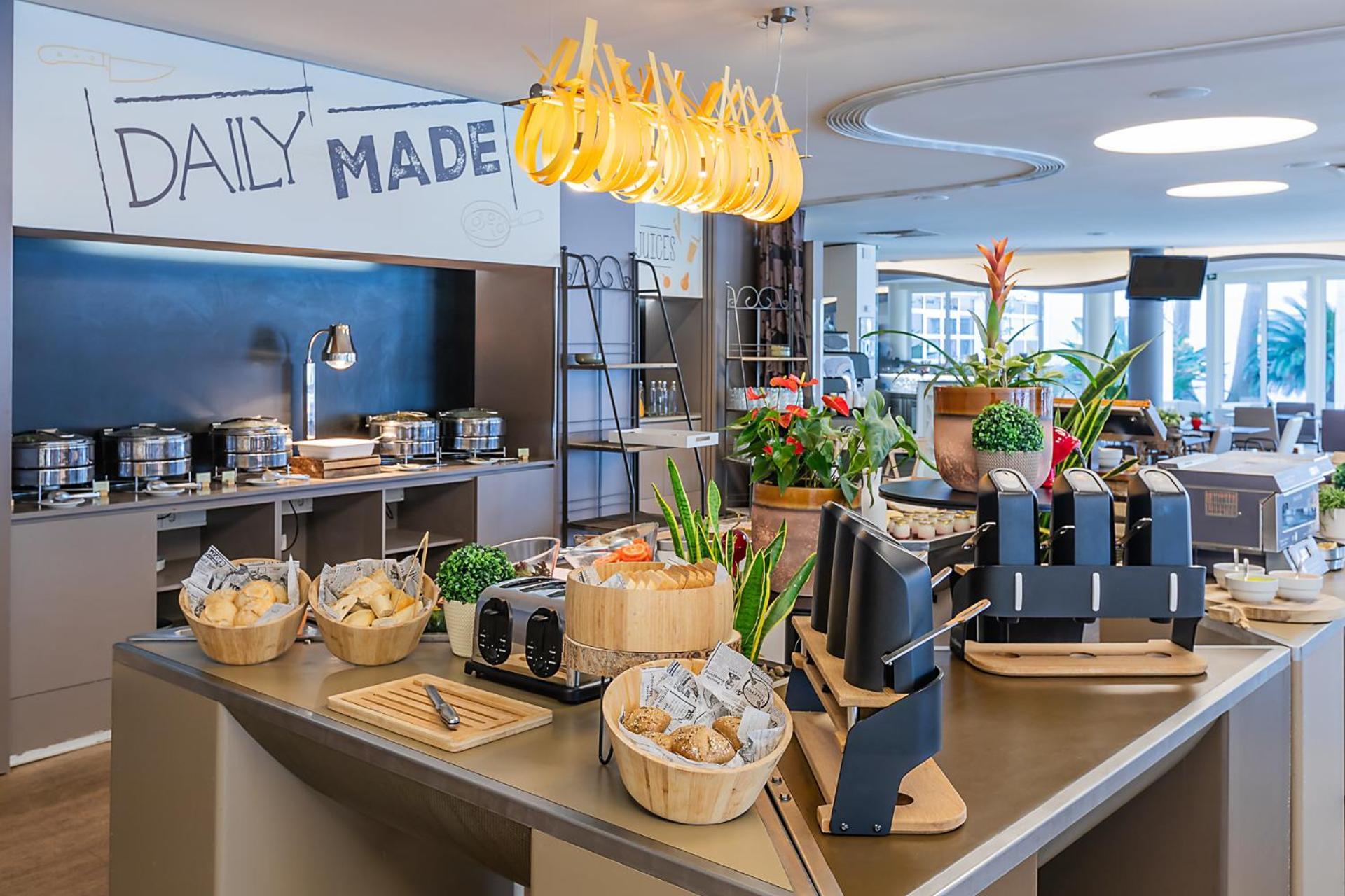 Novotel Сетубал Екстериор снимка
