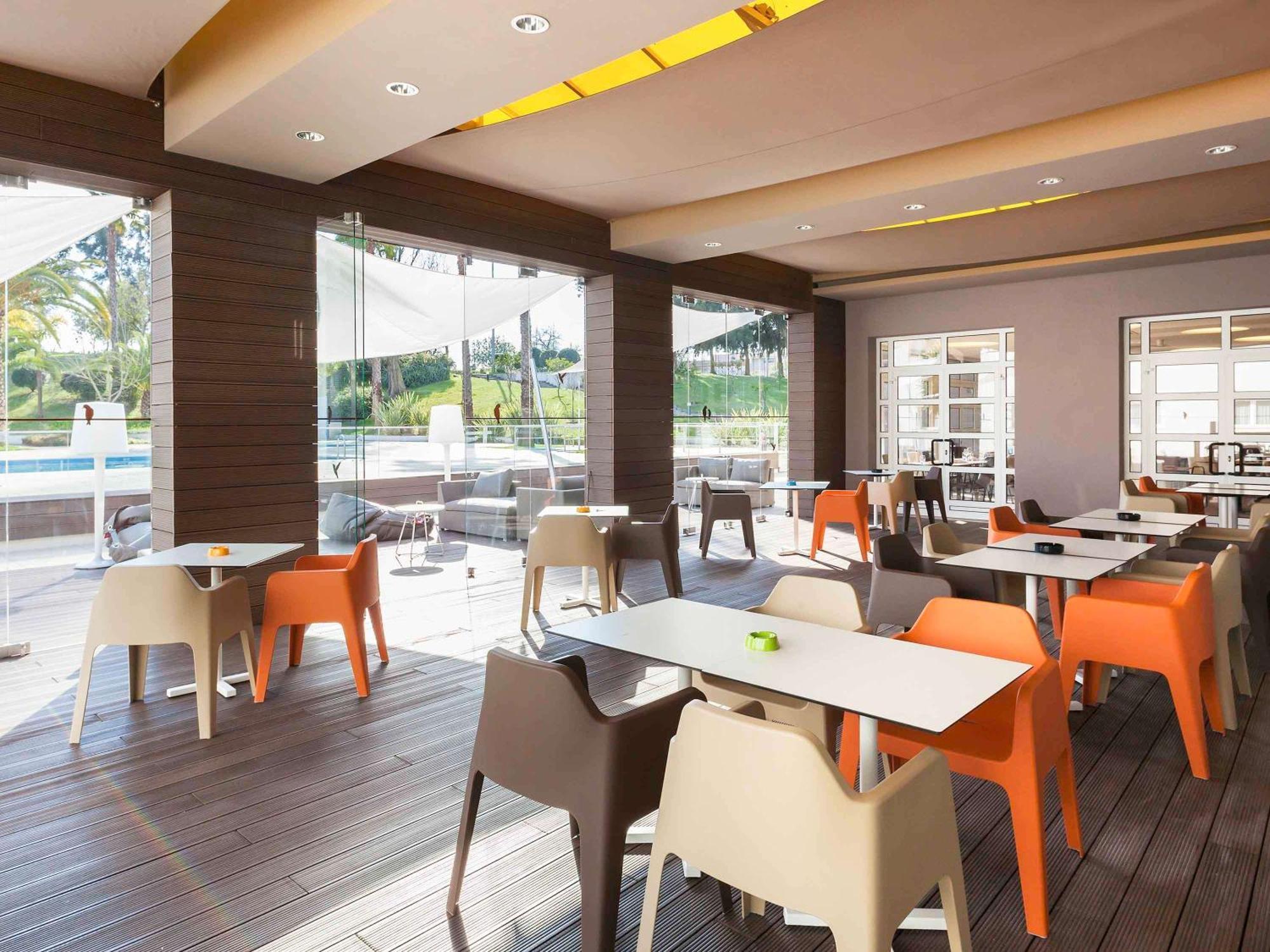 Novotel Сетубал Екстериор снимка