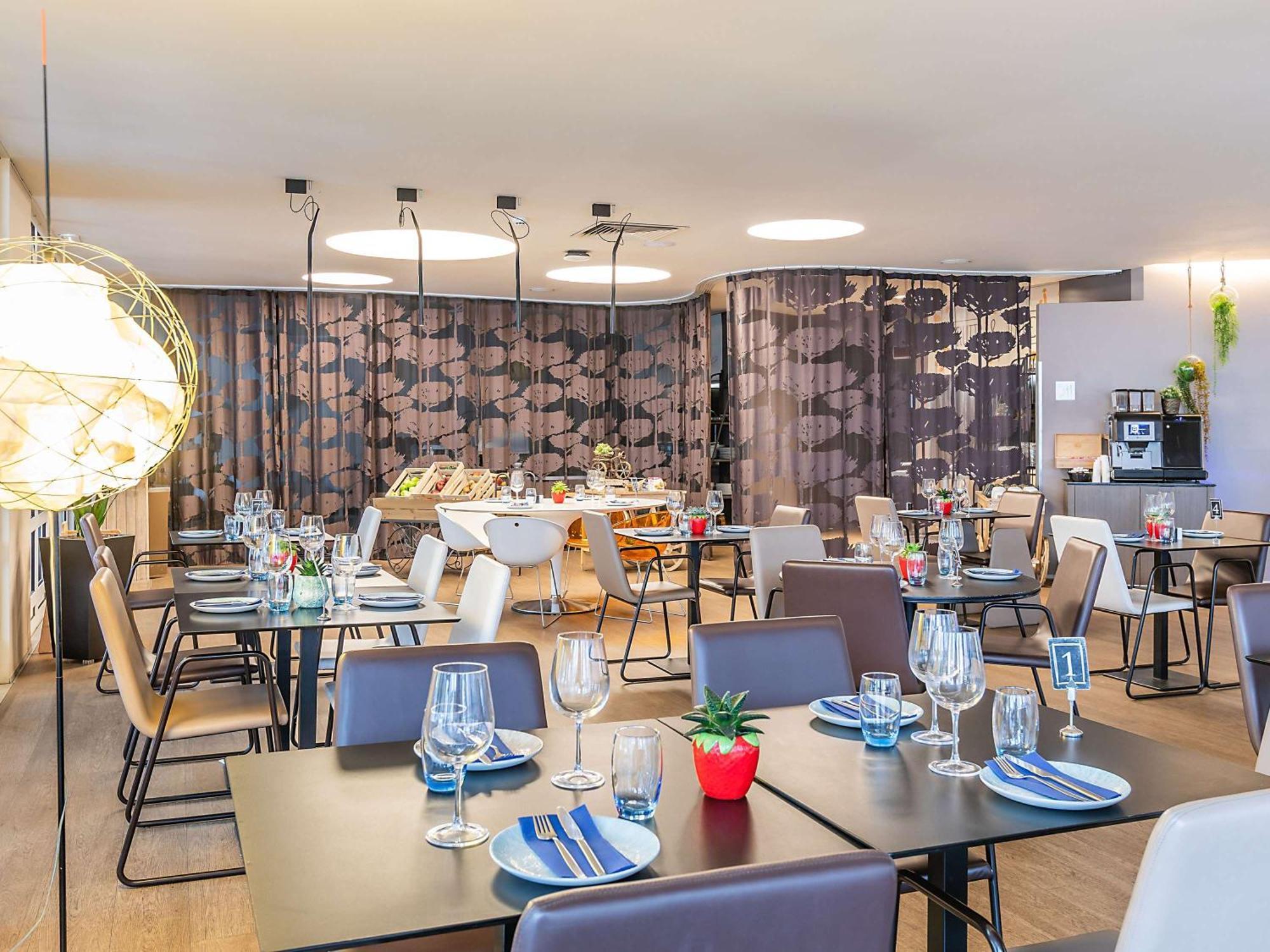 Novotel Сетубал Екстериор снимка